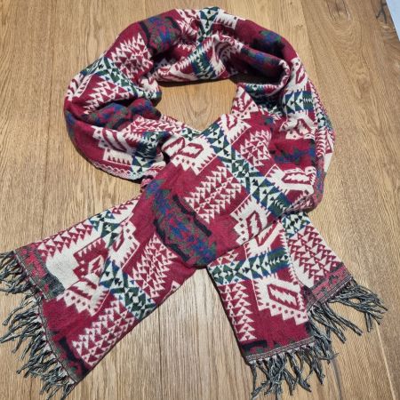 Warmer Schal/ tuch/mit Muster, Rot, neu