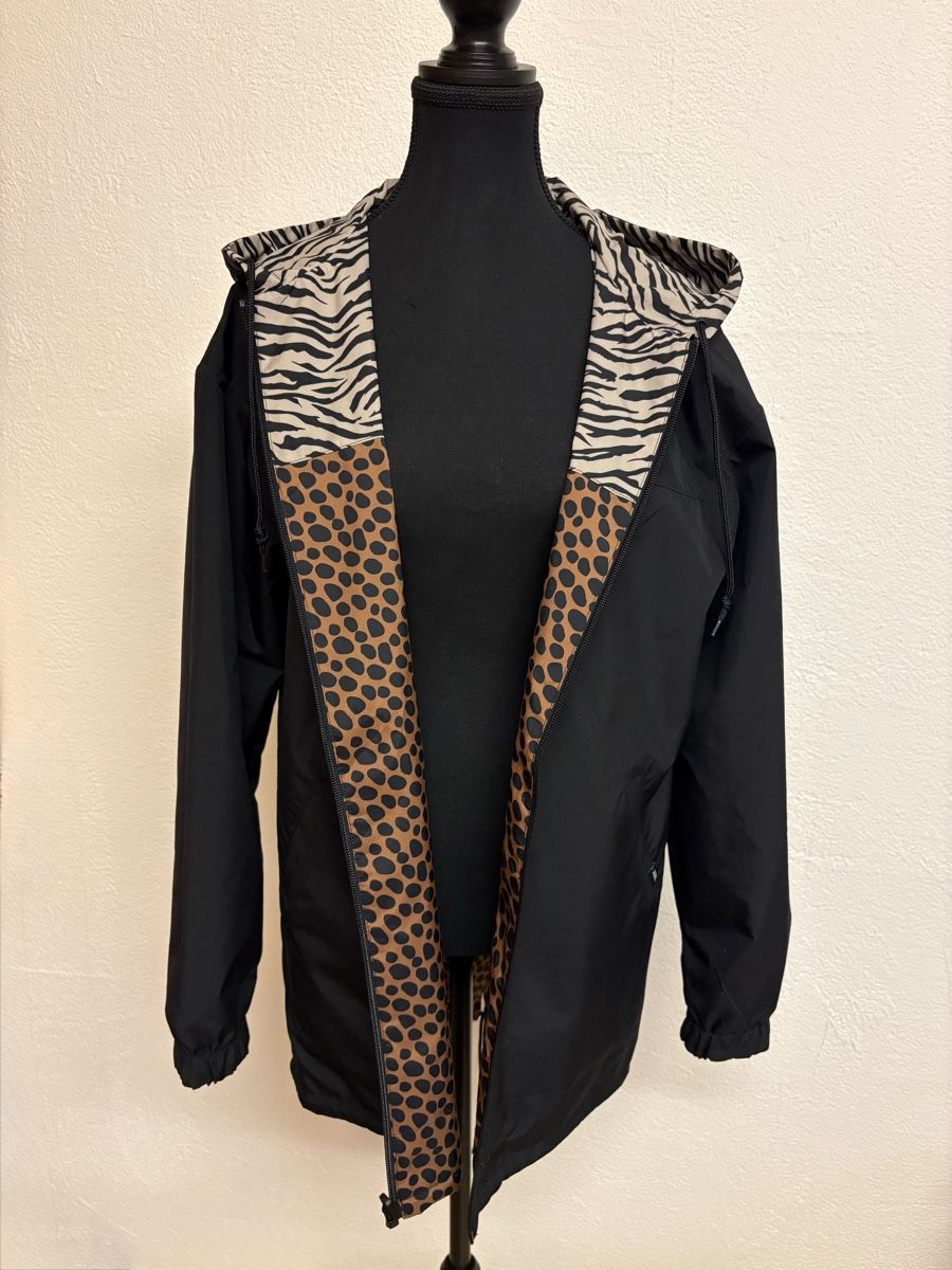 Giacche: Freizeit-/Regen-Wendejacke von VANS, Grösse M – Nuovo (secondo la descrizione) da Brütten venduto da gisela777