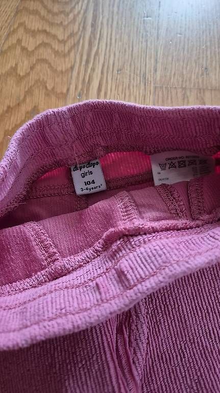 Pantaloni: Hosen Gr 98/104 – Usato da Unterentfelden venduto da jkl_59w2 3