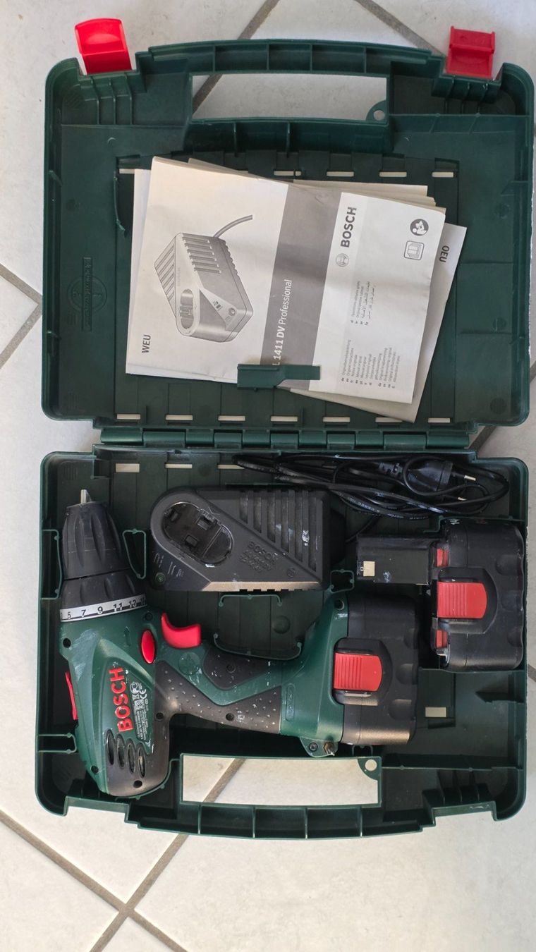 Bosch Trapani: Visseuse-perceuse Bosch PSR 14,4-2, 2 accus+chargeur+coffret – Usato da Attalens venduto da Mishanya 1