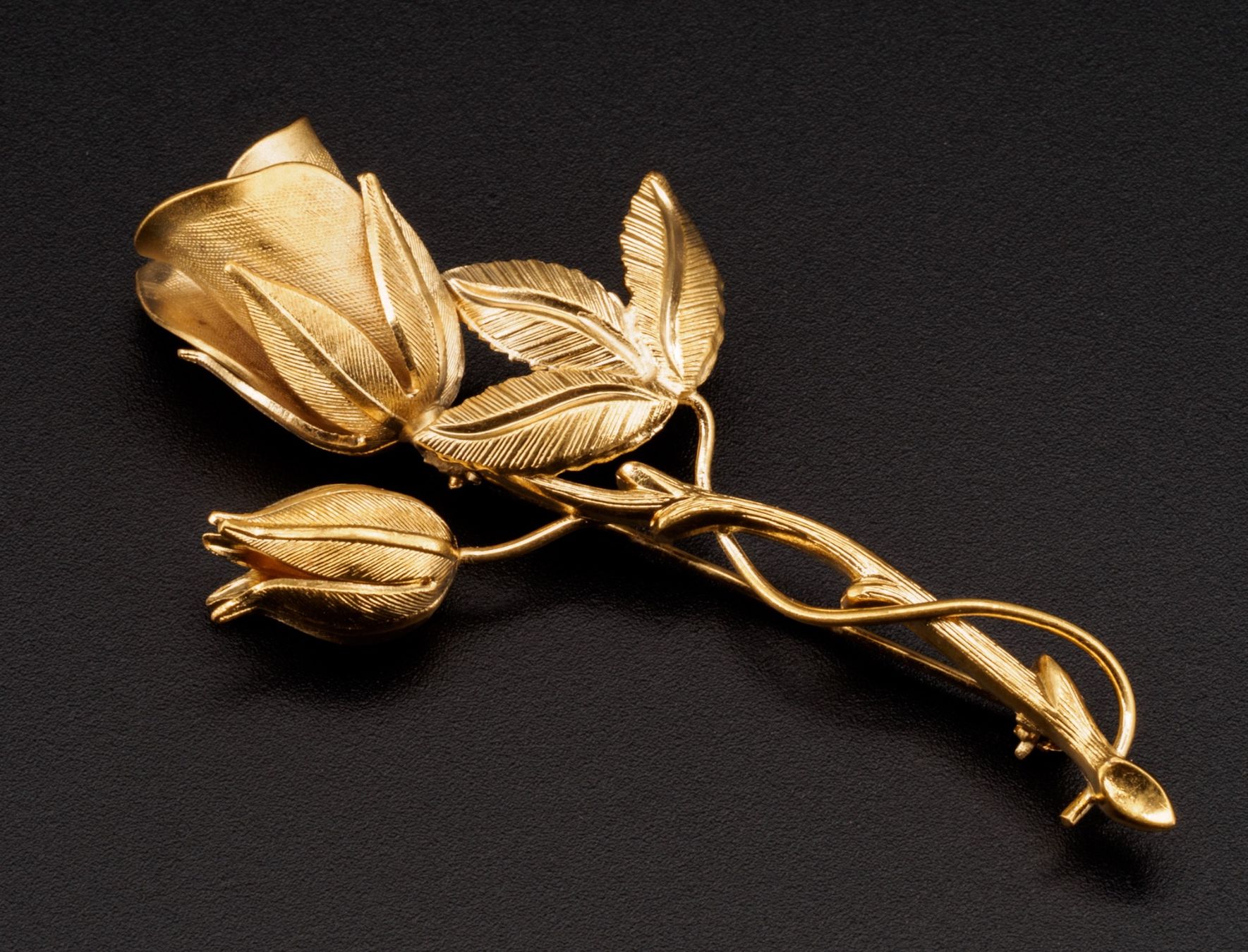 Spille & Fermagli: Vintage goldfarbene Rosenbrosche – Usato da Zürich venduto da nostalgic_treasures 2