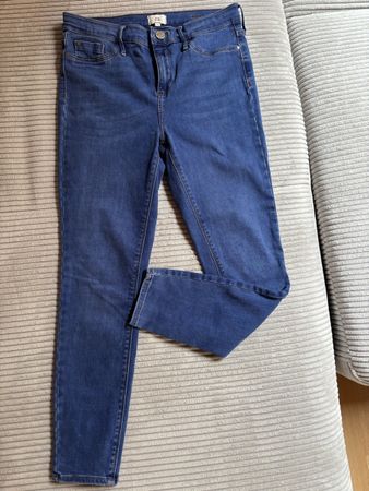 River Island Jeans, Modell Molly, Grösse 12, Top Zustand!