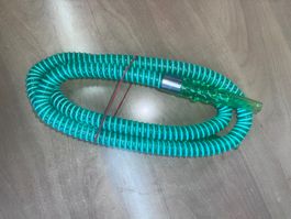 Shisha Schlauch Neon Grün aus Holz und Leder