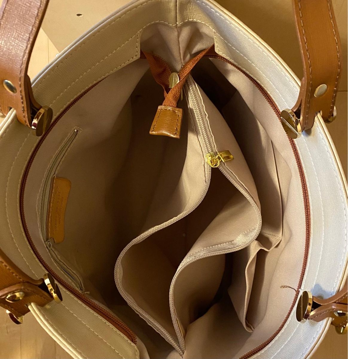Sacs femmes: hellbraune Tasche – Neuf (Voir description) à Basel par cat_25m7 1