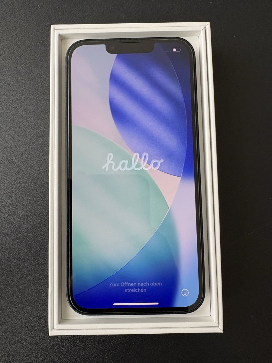 Apple Portables: Apple iPhone 13 – D'occasion à Basel par Rarri97