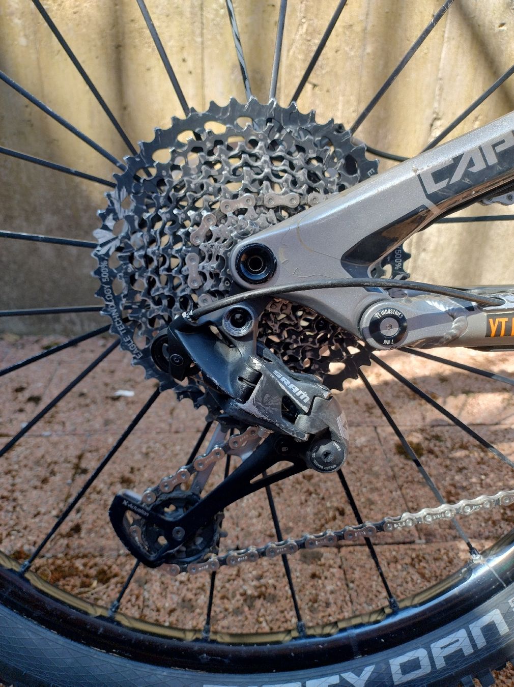YT Velos: YT industries capra pro race MTB, enduro, fully – Gebraucht aus Horw von Domi1996 1