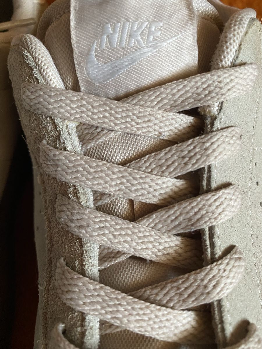 Nike Scarpe da uomo: Nike Premium en daim 42,5 – Usato da Geneve venduto da Monthoux13 2