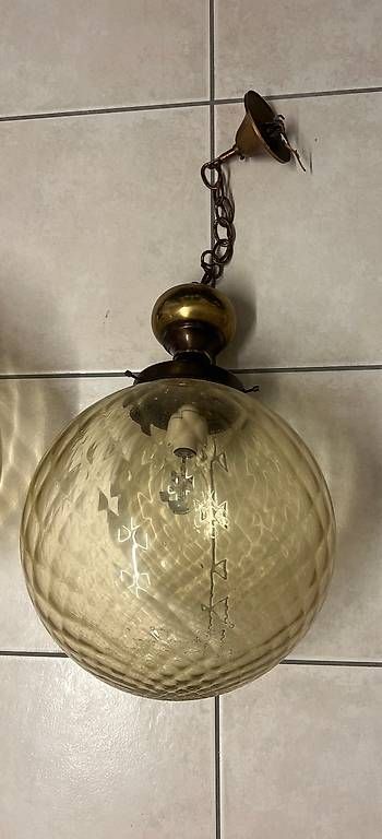 Lampade: Vendo 2 lampade da soffitto vintage – Usato da Camignolo venduto da Saul2988 1