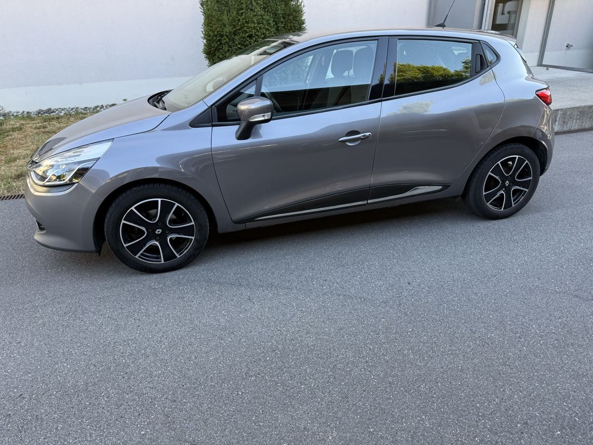 Renault Autos: RENAULT Clio 90 – D'occasion à Holderbank AG par CH-Holderbank 3