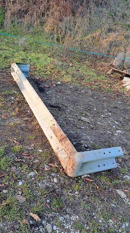 Ferramenta: Glissière – Usato da Rances venduto da luc_ht2w