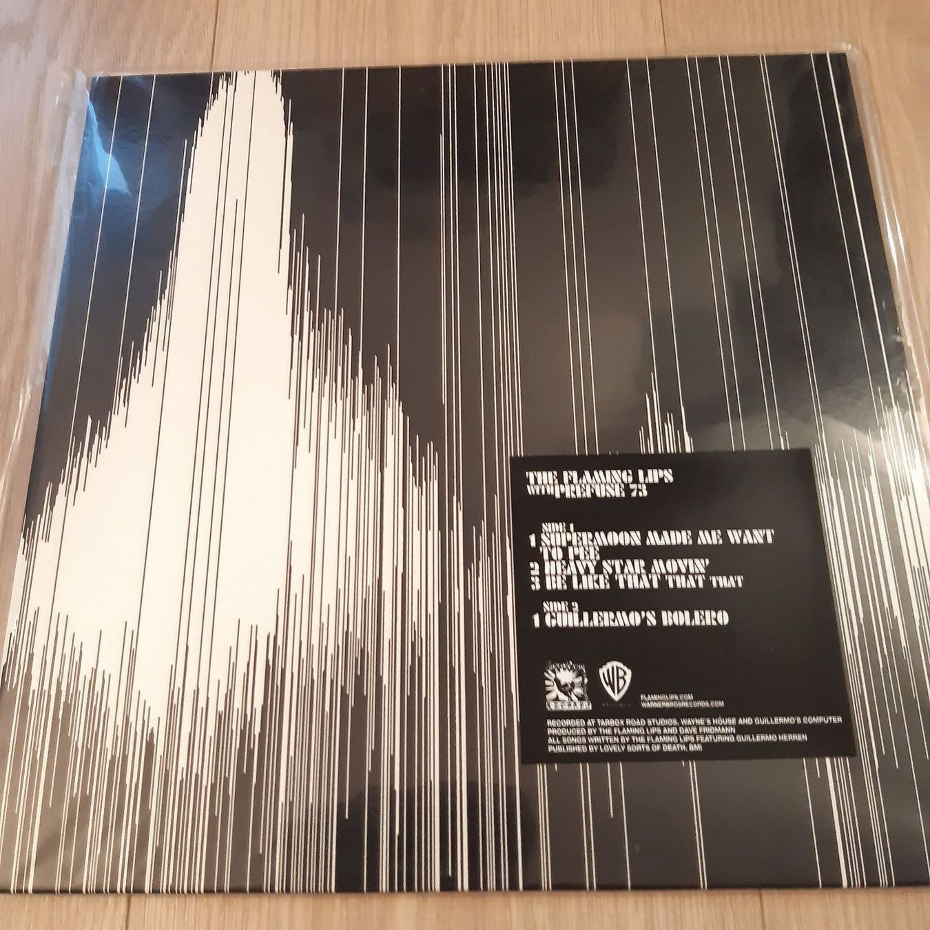 Dischi in vinile: The Flaming Lips With Prefuse 73 - 12" – Usato da Cuarny venduto da Jerks