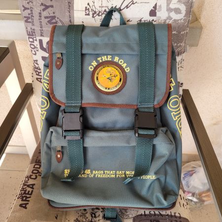 Neuwertiger Rucksack ON THE ROAD "Studio 45"
