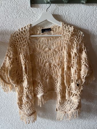 Boléro The Kooples crochet beige taille M
7450597113