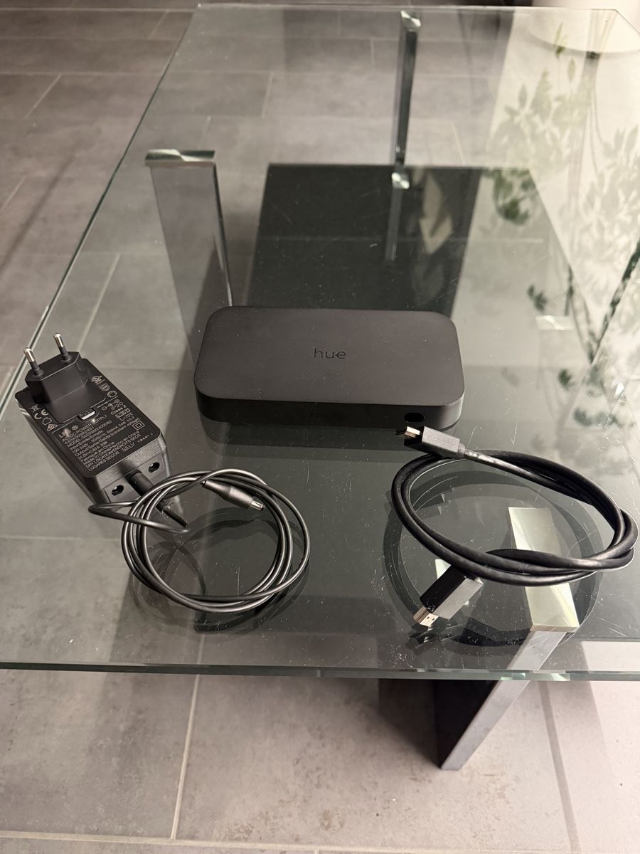 Philips Heimkino: Philips Hue Play Sync Box – Neu (gemäss Beschreibung) aus Thierachern von blade09