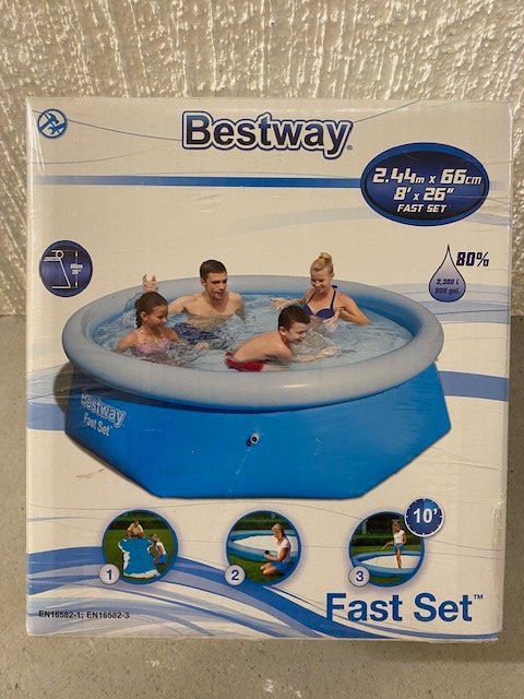 Bestway Piscine: Bestway Pool-Set mit Zubehör – Nuovo e nell'imballaggio originale da Dättwil AG venduto da koldo19 1