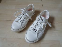 weisse MUSTANG Turnschuhe  Sneaker  Gr. 36