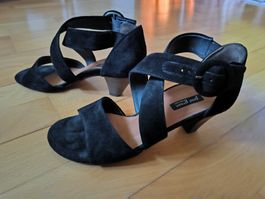 Neue Paul Green Sandalen, schwarz, Wildleder, Grösse 35/36