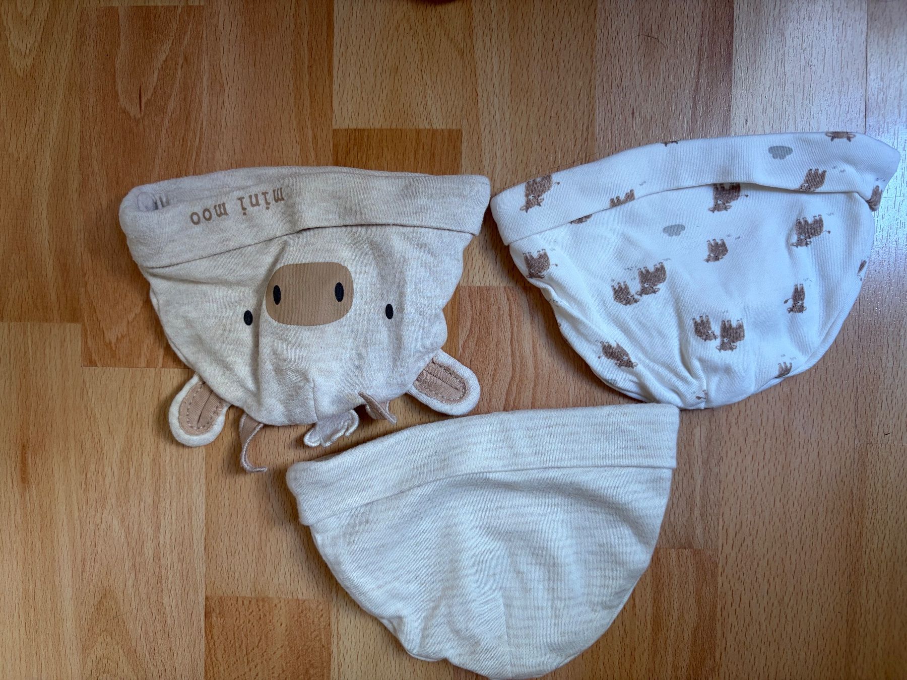Next Lotti di vestiti: Next sleepsuits Size Up to 3 Months – Usato da Arbon venduto da bot_5ht5 9