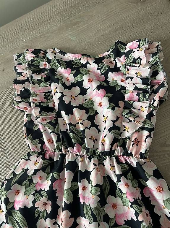 Vestiti: Sommerkleid  – Usato da Bürglen TG venduto da olg_v7f7 1