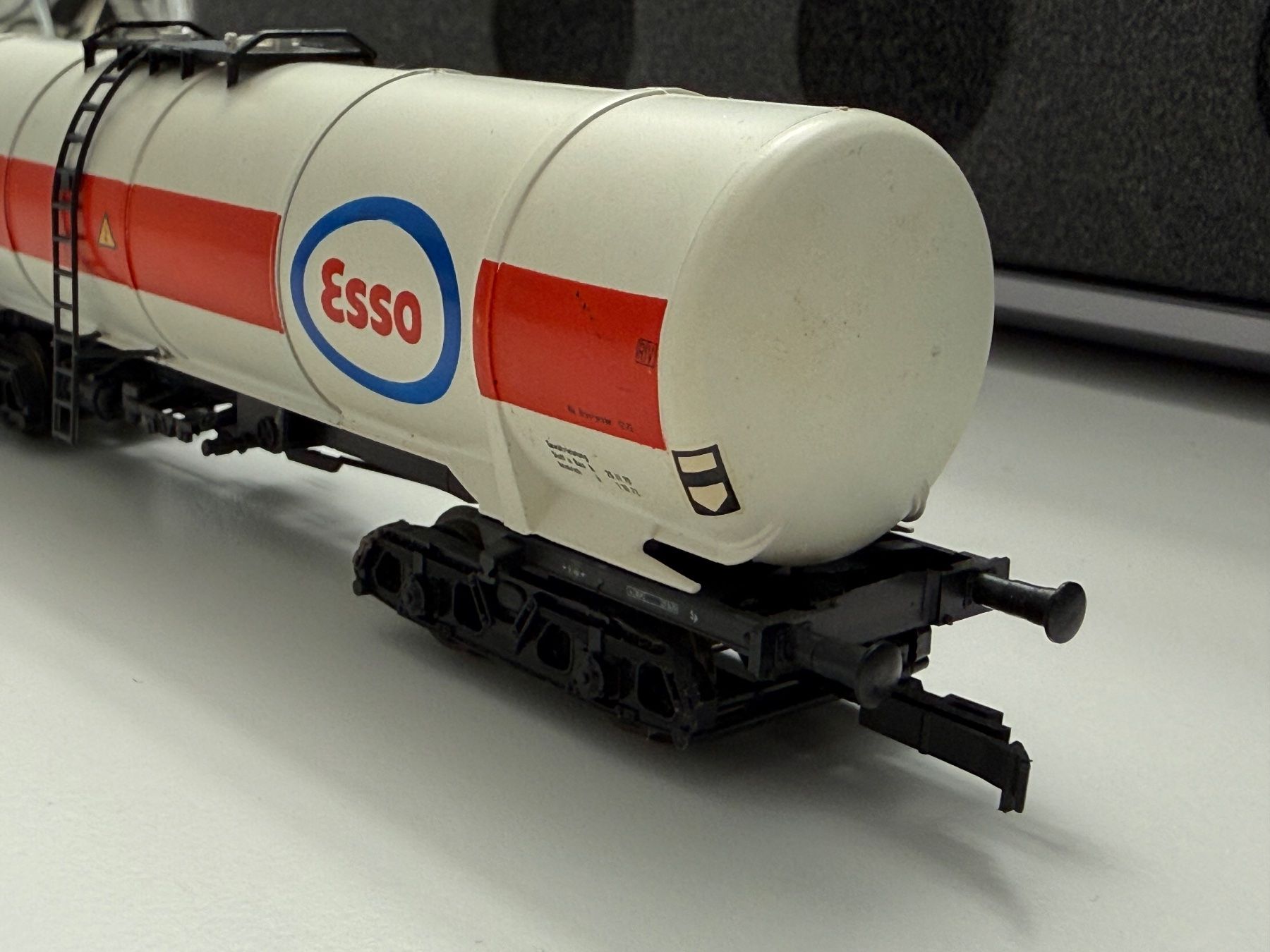 Roco Modellini di ferrovie: Roco 4365D DB Kesselwsgen ESSO / DC HO – Usato da Jonschwil venduto da sutfra12 1