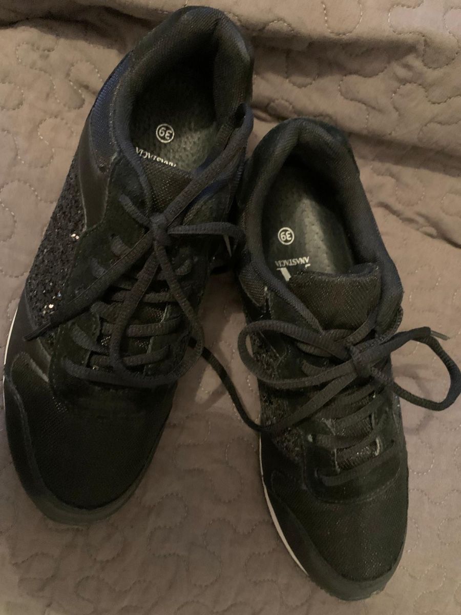 Damenschuhe: Schwarze Damen Turnschuhe, Grösse 39, Glitzer – Gebraucht aus Rikon im Tösstal von Spellbinder 3