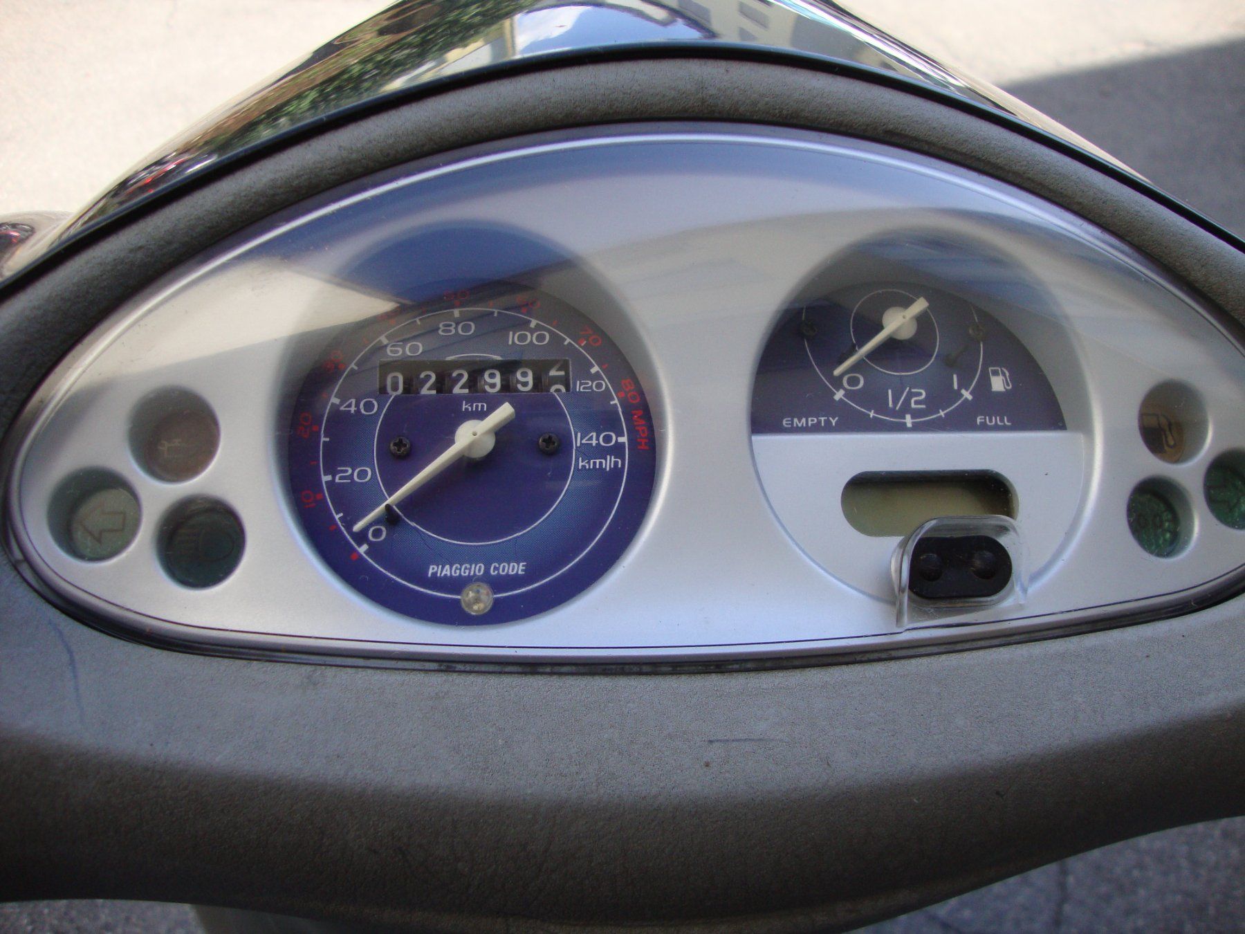 Piaggio Scooter: Piaggio FLY 125 – Usato da Thun venduto da Velo-7 5