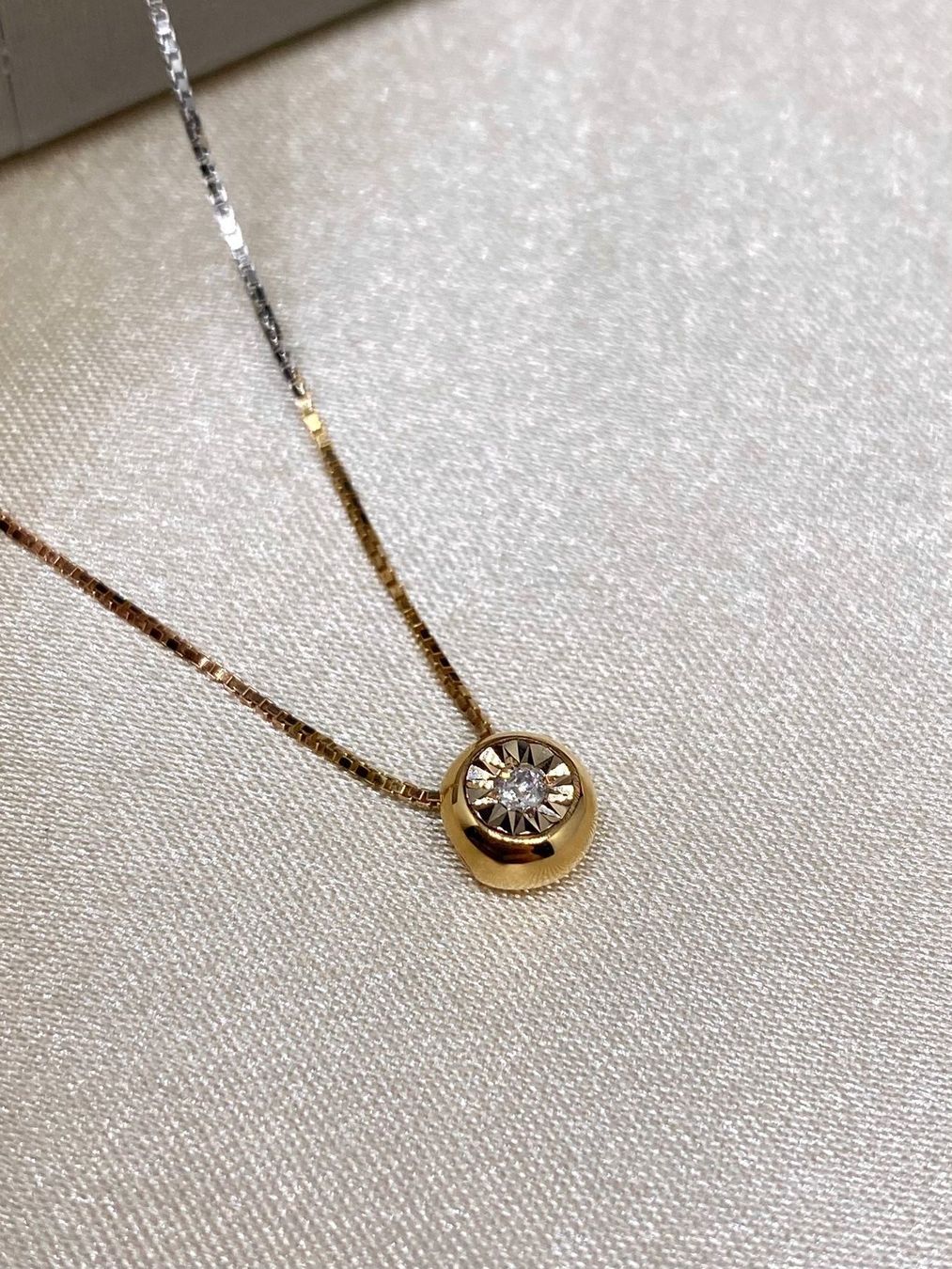 Catenine: Anhänger 18k Gold Diamanten – Nuovo e nell'imballaggio originale da Sarnen venduto da Yingsperlen1 1