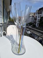 6 Champagnergläser in Glasvase aus Schweden