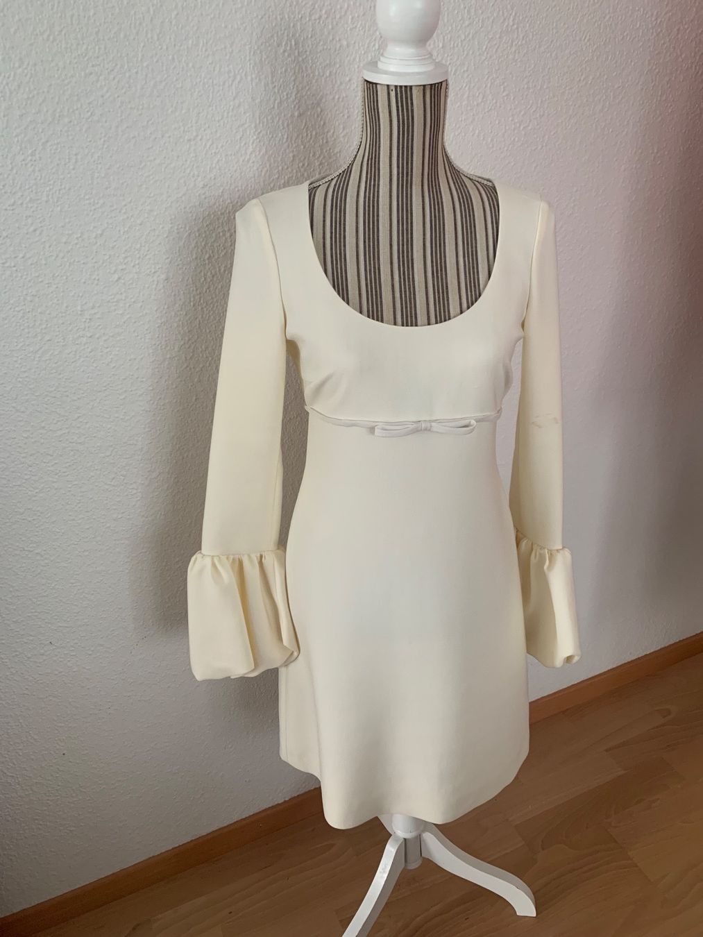 Vestiti: Kleid Giambattista Paris – Nuovo (secondo la descrizione) da Fällanden venduto da ekaterinatheissl 2