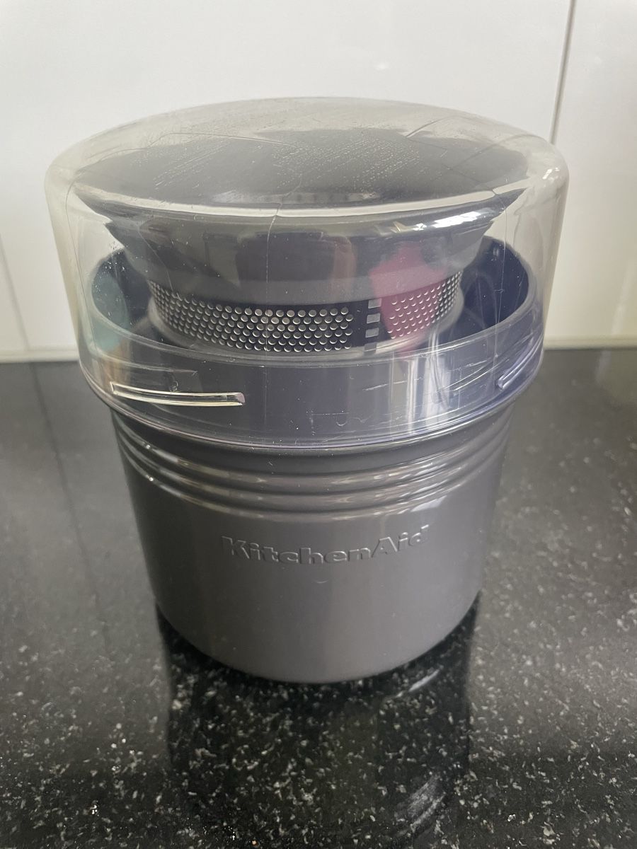 Kitchenaid Elettrodomestici da cucina: Kitchenaid Sieb (Entsafter) – Nuovo (secondo la descrizione) da Rüschlikon venduto da zehnvoracht 1