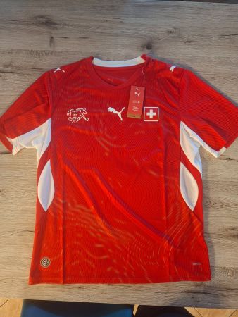 Maillot Suisse football Puma 2026 taille L neuf