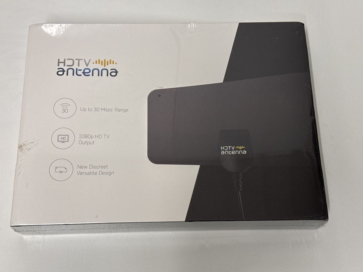 Radiocomunicazione: HD TV Antenne – Nuovo e nell'imballaggio originale da Pfäffikon SZ venduto da ELMAdiscount 1
