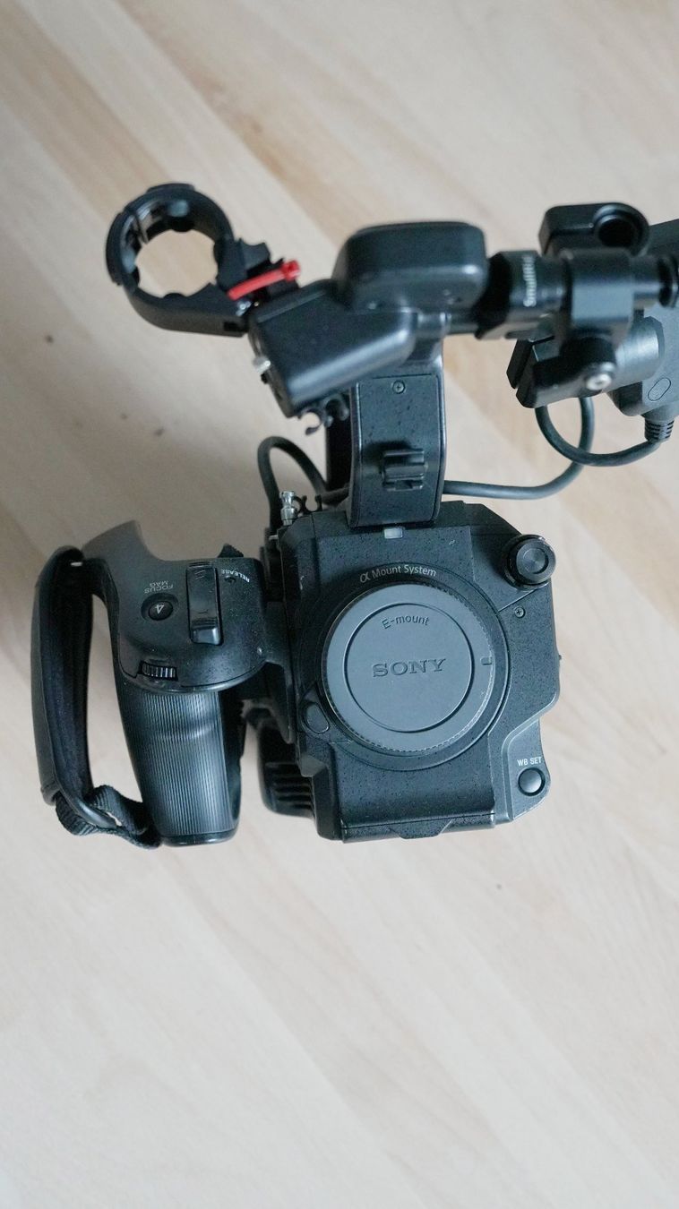 Sony Camcorder: Sony PXW-FS5 II Profi-Videokamera – Gebraucht aus Zürich von HalsundbeinbruchFilm 1