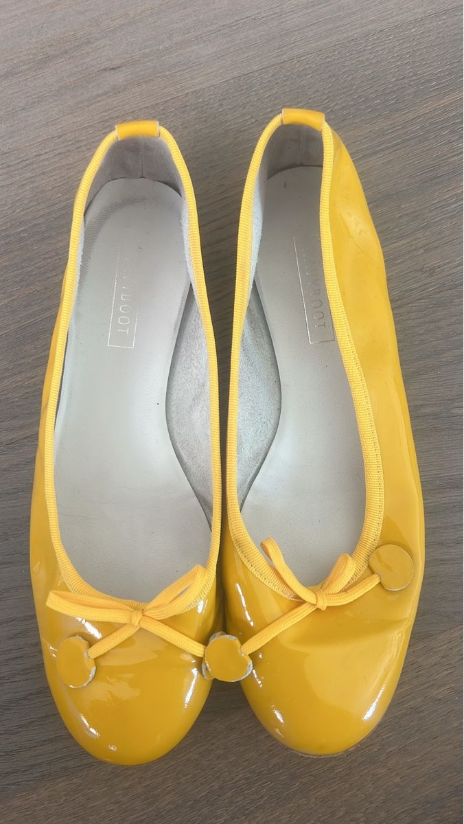 Navyboot Scarpe da donna: Mavy Boot Ballerinas gelb Lack Grösse 38 – Usato da Uetikon am See venduto da Sarahm76