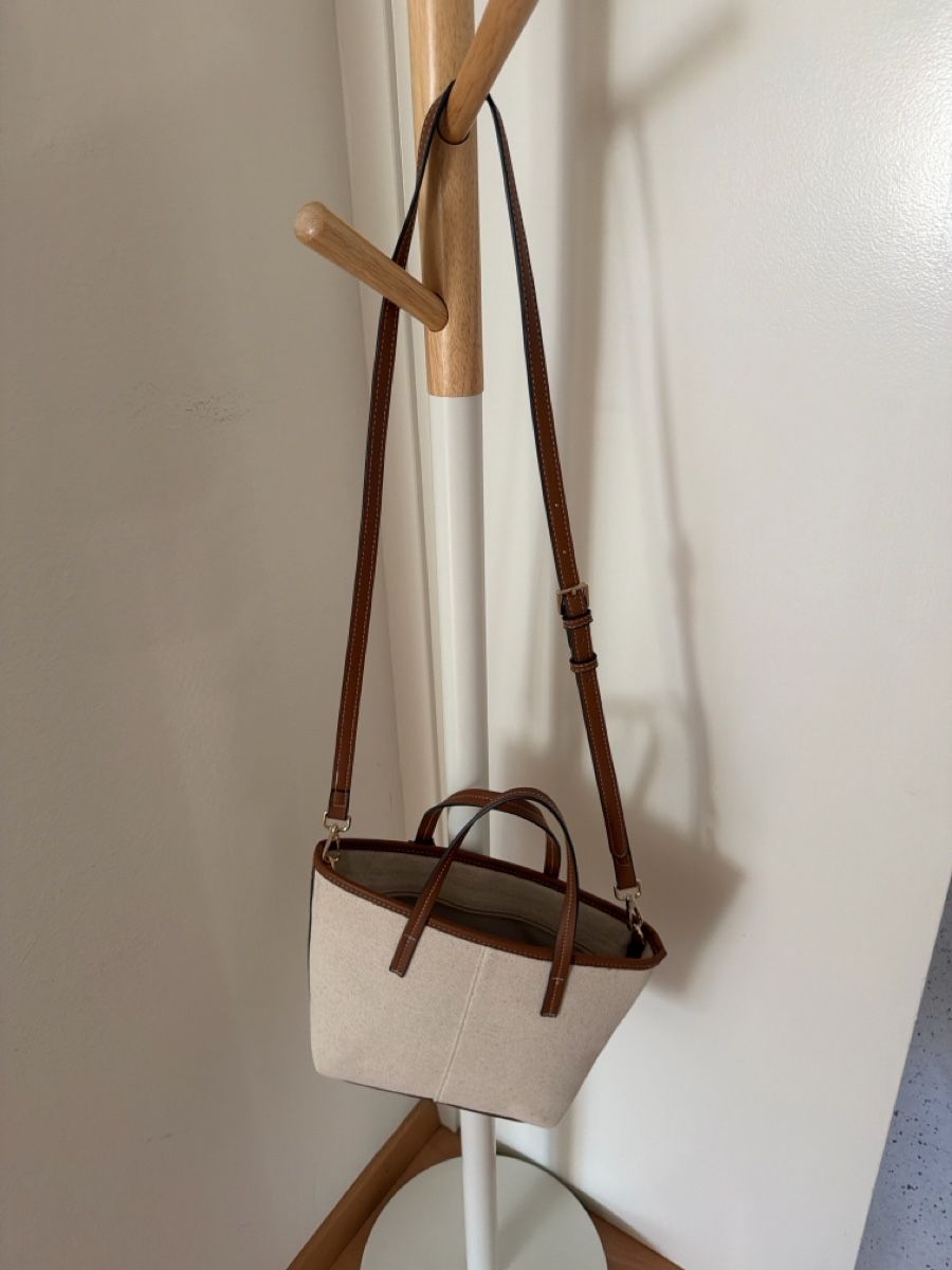 C&A Sacs femmes: Neue Braune Tasche – Neuf avec emballage d'origine à Richterswil par nufian005
