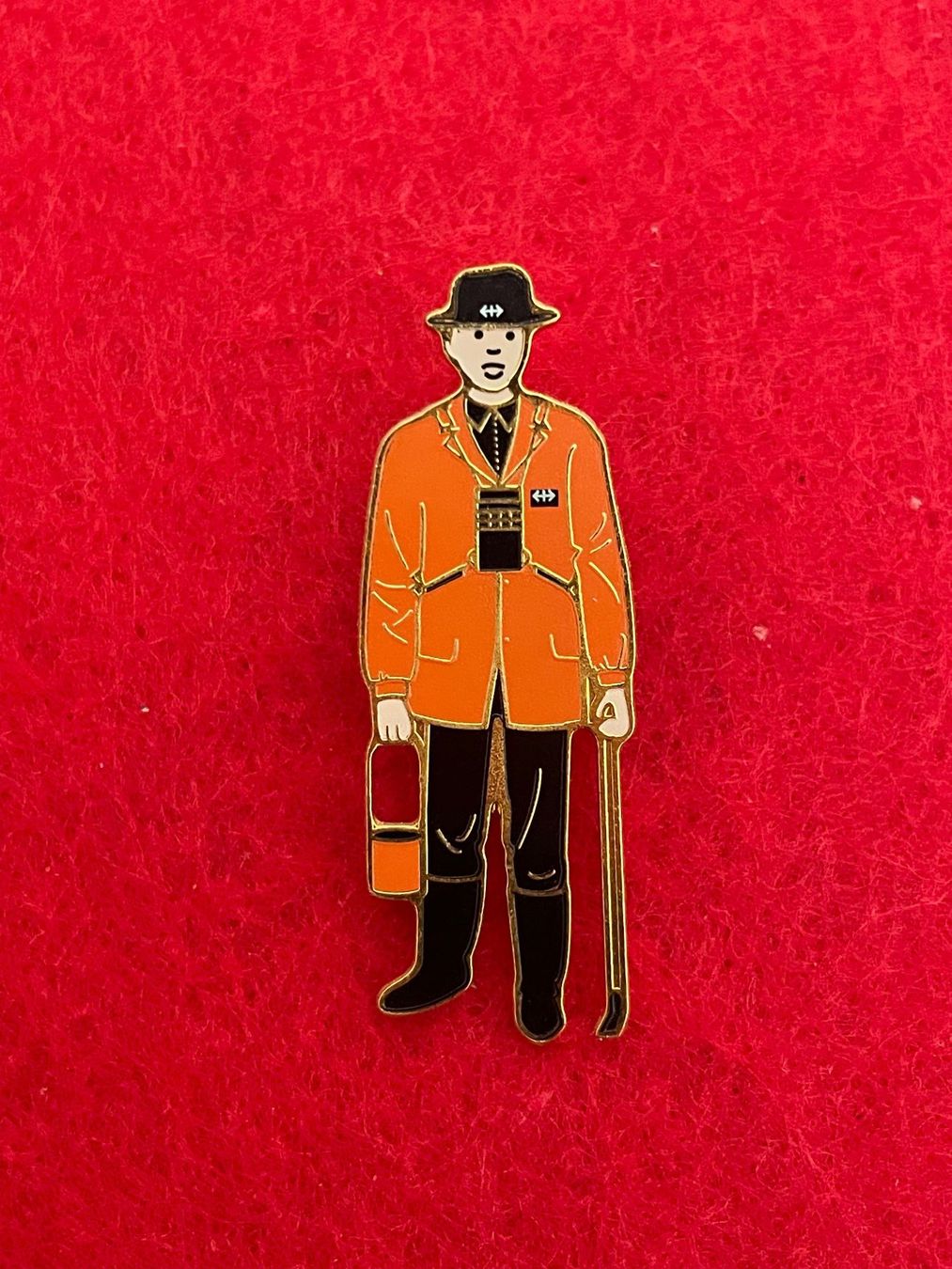 Placchette & Badge: Pin's CFF/SBB – Usato da Auvernier venduto da pipaille