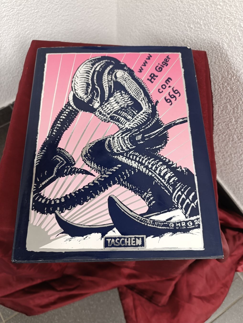Libri: Livre www HR Giger com/ Taschen – Usato da Avry-sur-Matran venduto da dav_nm5p