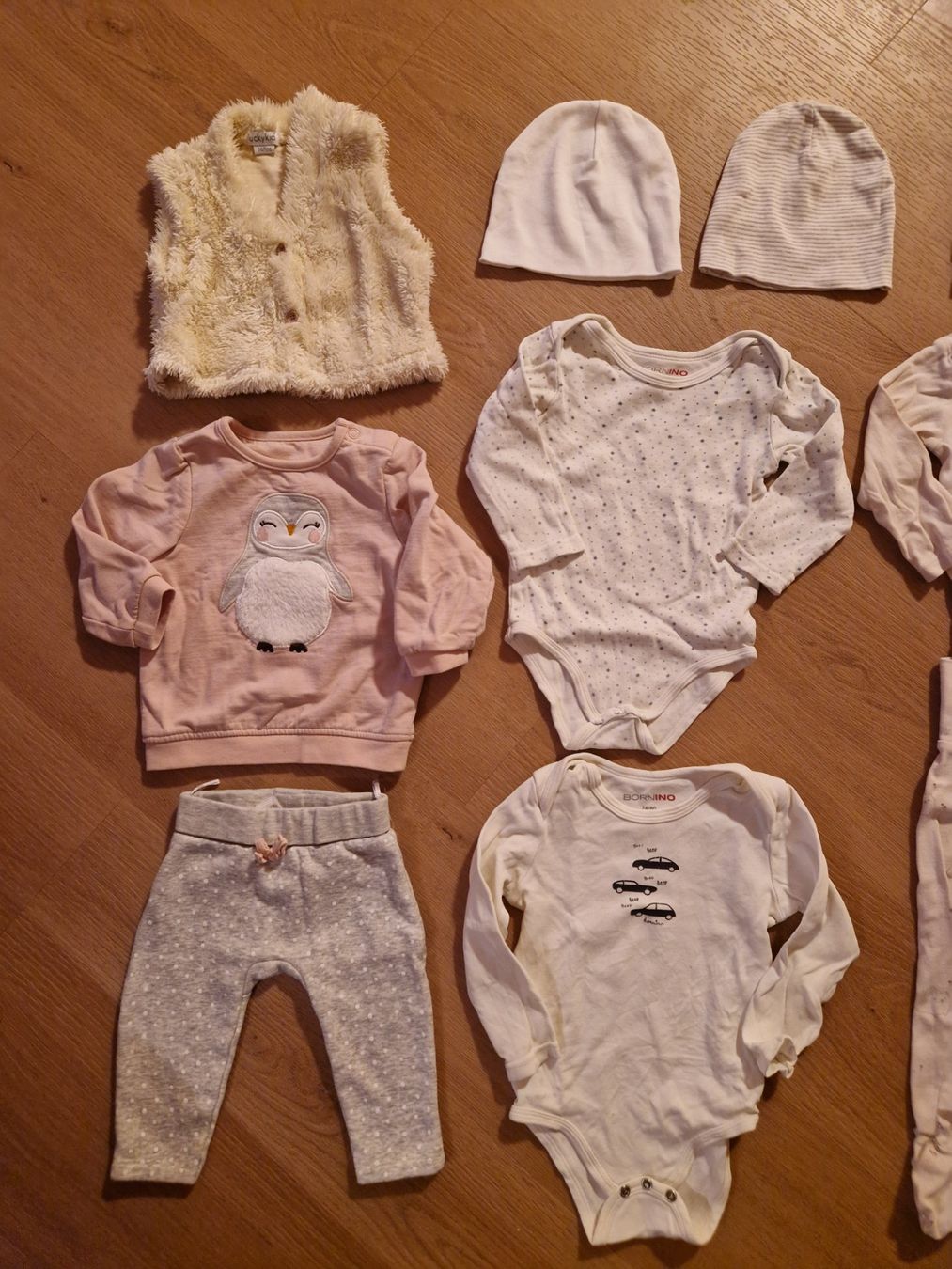 H&M Lotti & Set di vestiti: Kleiderpaket, mit 2 Sets, Käppli in Grösse 74 – Usato da Dreien venduto da vaniih93 1