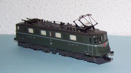 Lima H0 8147 LG: SBB Elektrolok Ae 6/6 11424 Neuchâtel, DC