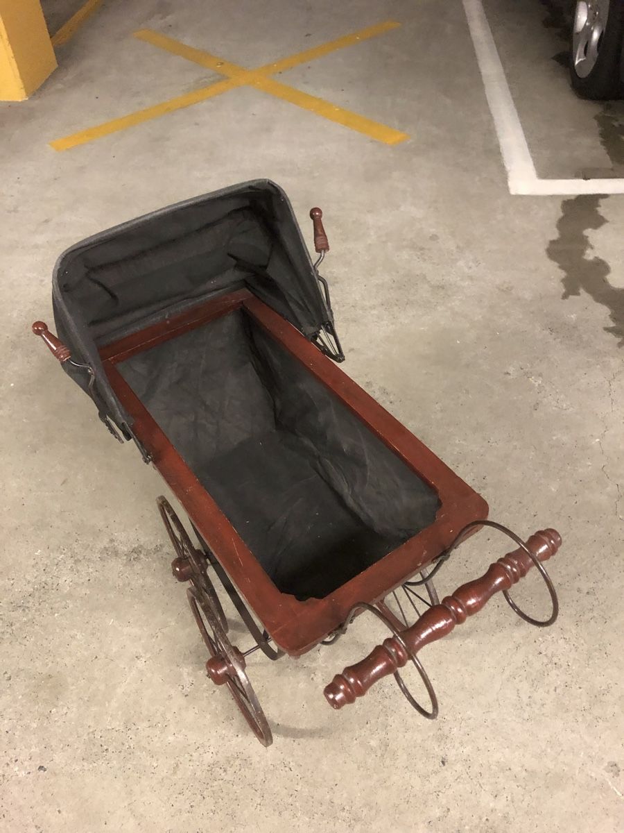 Tutte le decorazioni: Schöner alter Puppenwagen – Usato da Kreuzlingen venduto da Roli20