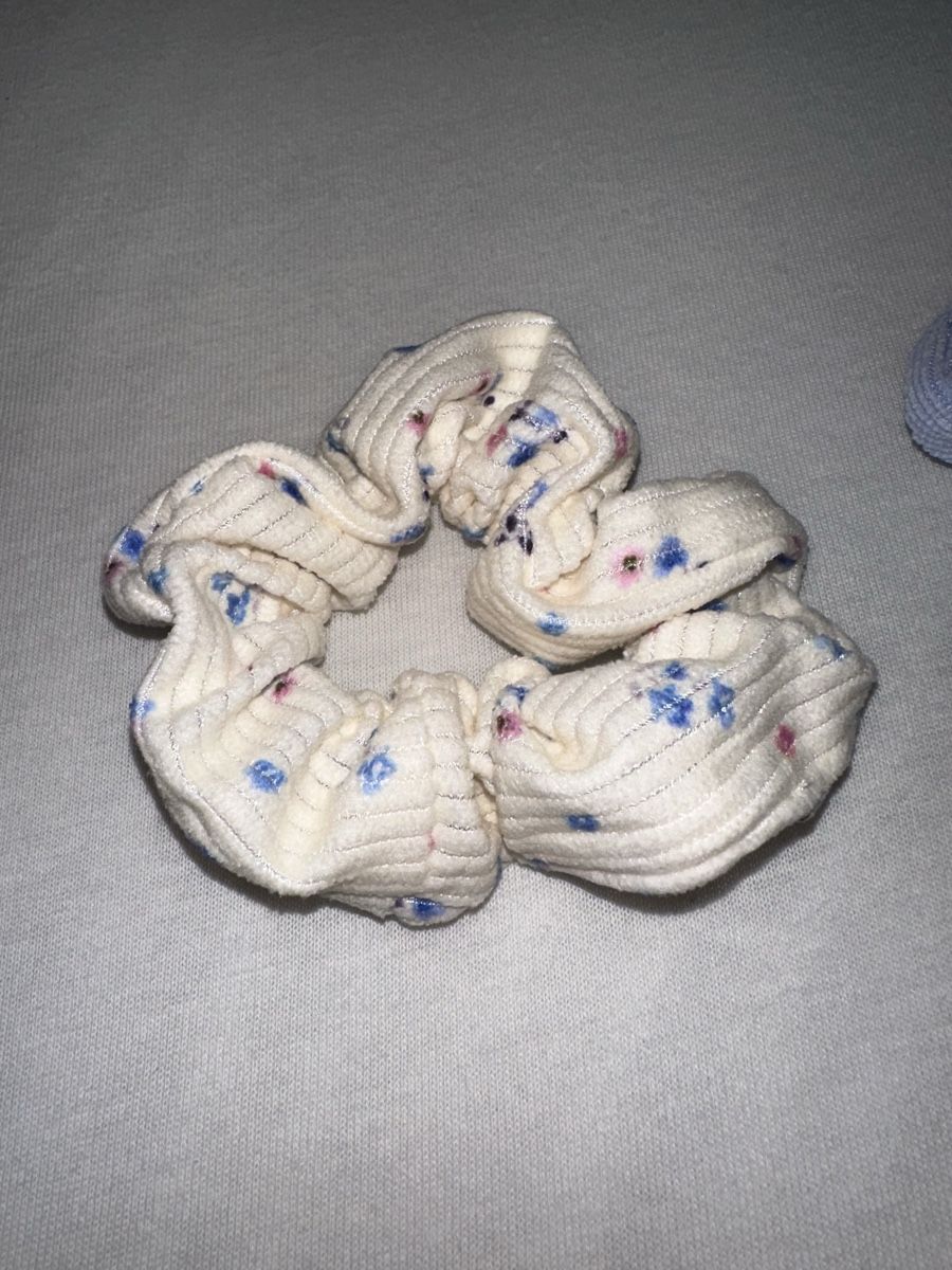 Accessori per capelli: 3 Haargummis Scrunchies – Nuovo e nell'imballaggio originale da Zufikon venduto da tam_gfx6 2