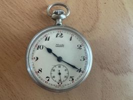 TASCHENUHR NIVADA SEHR SELTEN SWISS MADE SAMMLER UHR