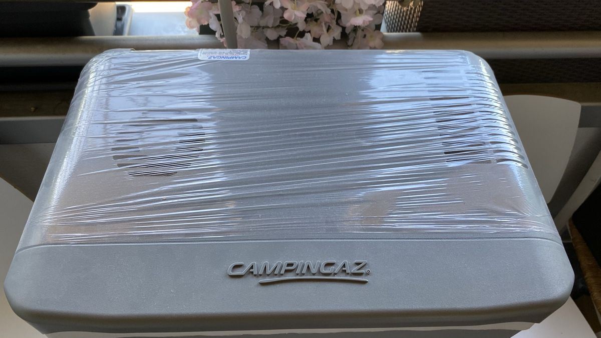 Campingaz Frigoriferi & Refrigeratori: Campingaz Powerbox Plus 36L Cooler - Perfect for Summer Trip – Nuovo (secondo la descrizione) da Wettingen venduto da spi_p2bp 2
