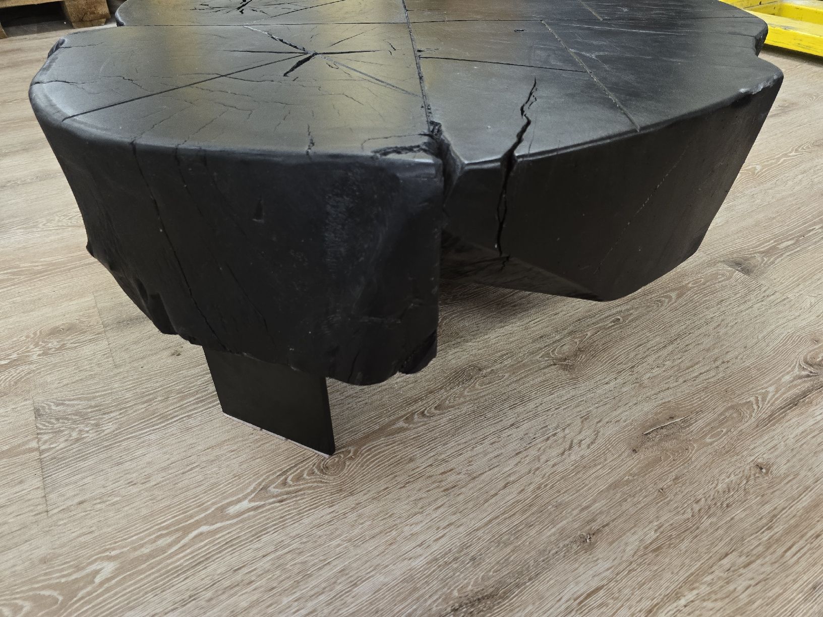 Tavoli: Designer Couchtisch Unikat aus Holz – Usato da Tuggen venduto da Zweitechanceboutique 3