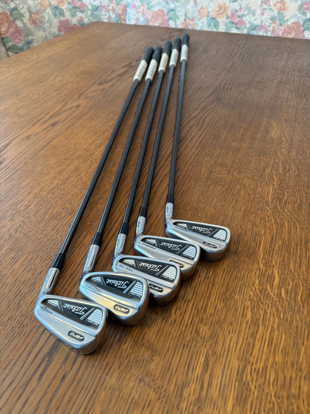 Titleist Mazze & Set: Titleist AP2 Eisen Herren Regular Eisen Set – Usato da Arosa venduto da max_m9619 1