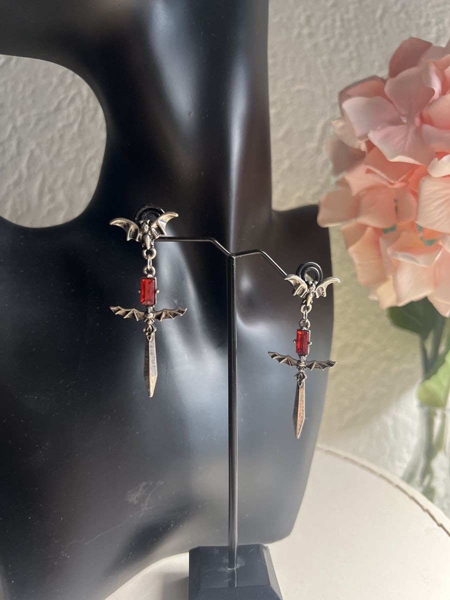 Orecchini pendenti & Orecchini a lobo: Gothic Schwert Ohrringe  – Nuovo (secondo la descrizione) da Seon venduto da Sunny-Schmuck78