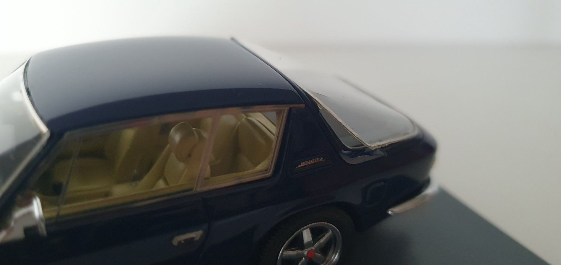 Jensen Modellini d'auto: Jensen interceptor SIII 1/43 NEO – Difettoso da St-Barthélemy VD venduto da titeuf5 4