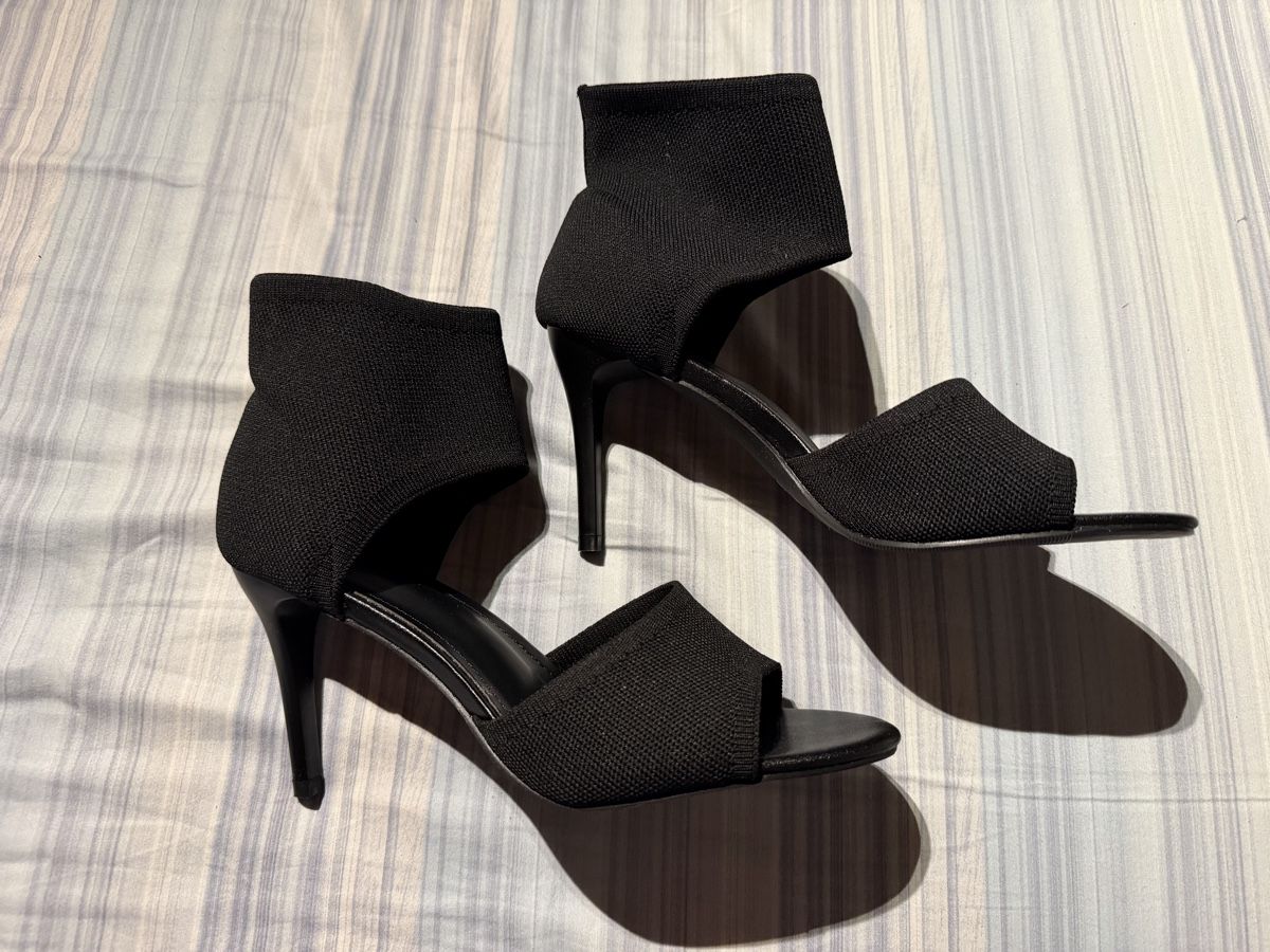 Scarpe da donna: Sandales à talons hauts  – Nuovo (secondo la descrizione) da Chancy venduto da dia_tb2t 3