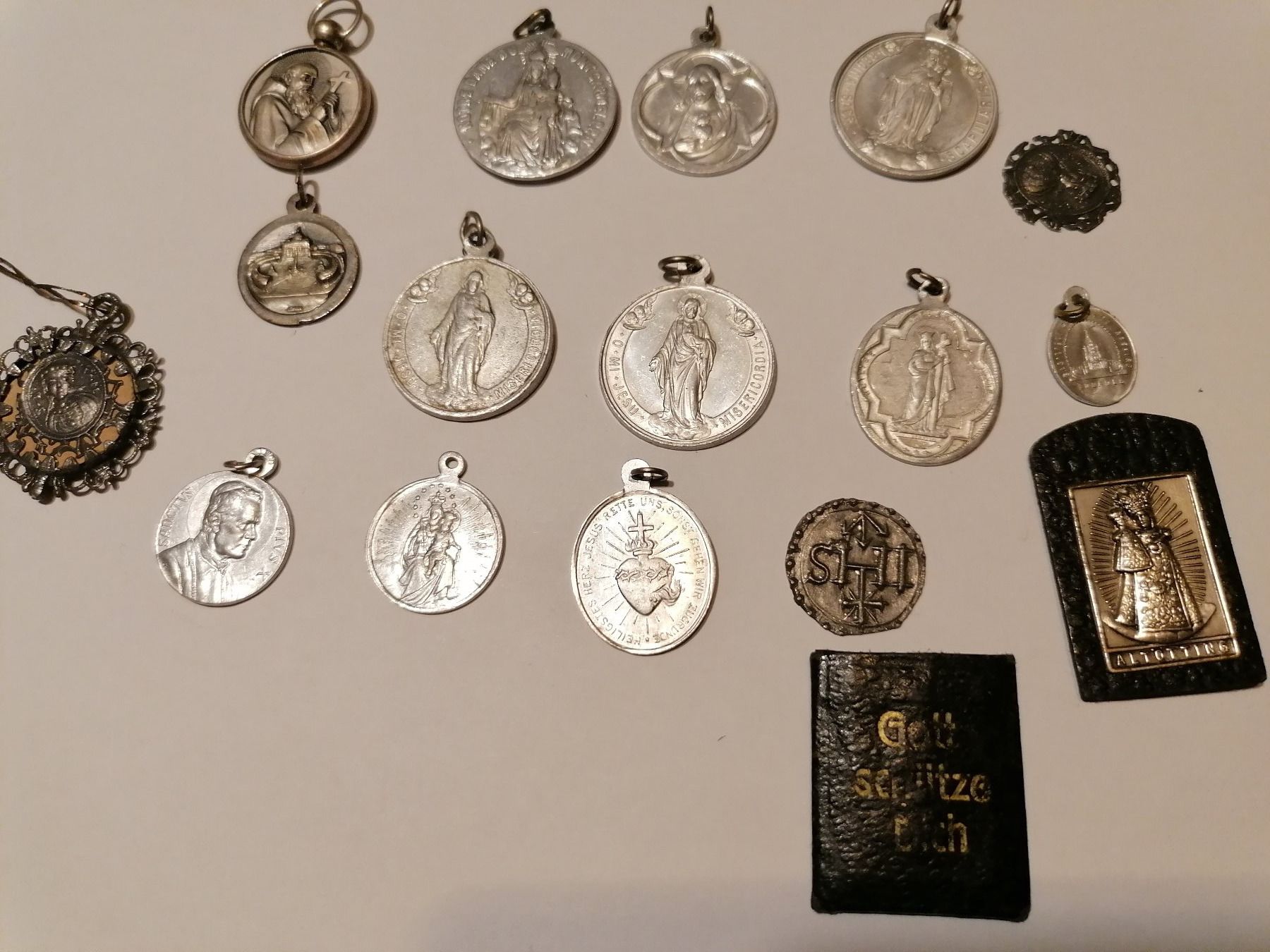 Tutti le monete: Verschiedene Talisman – Usato da Winterthur venduto da Nutzen_statt_weg1 4