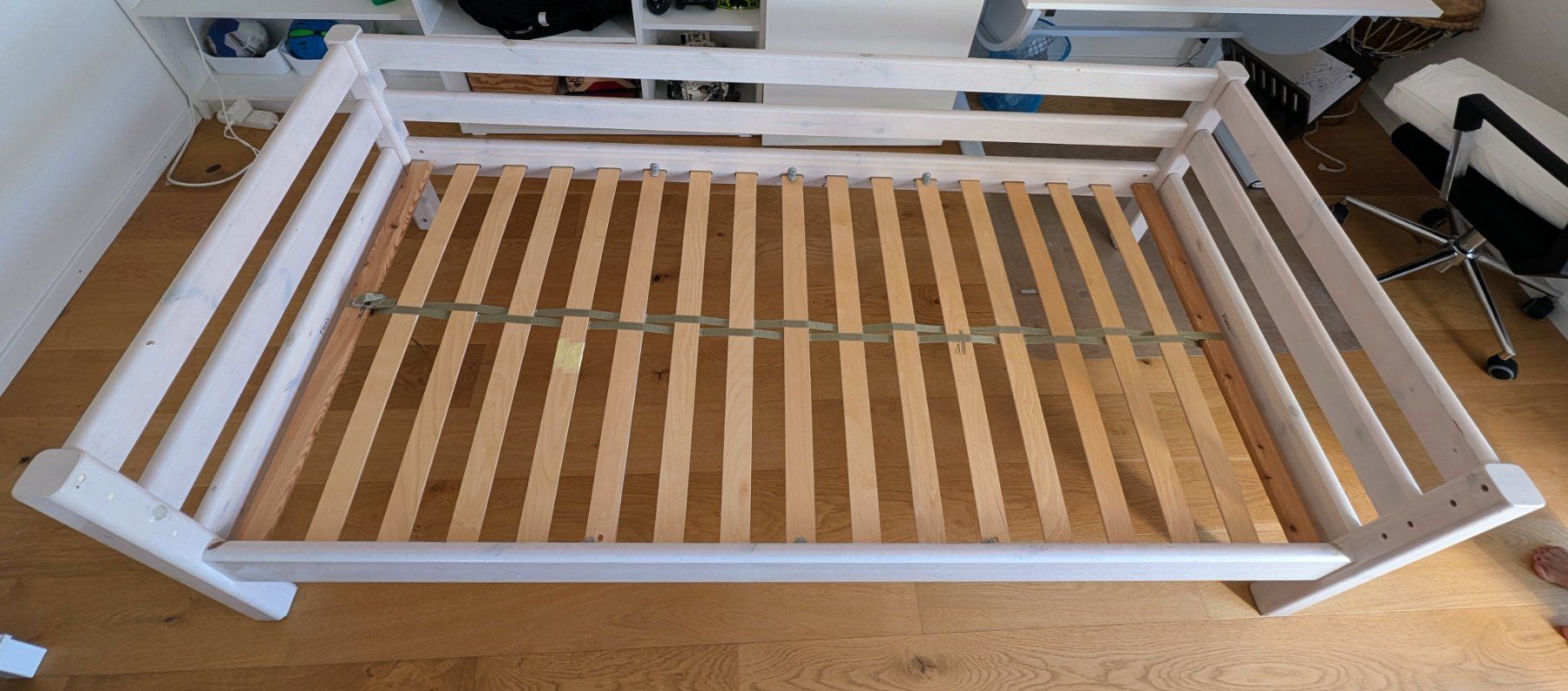Flexa Letti: Flexa-Kinderbett 90 x 200 cm mit Matratze – Usato da Niederweningen venduto da Davebond888 2